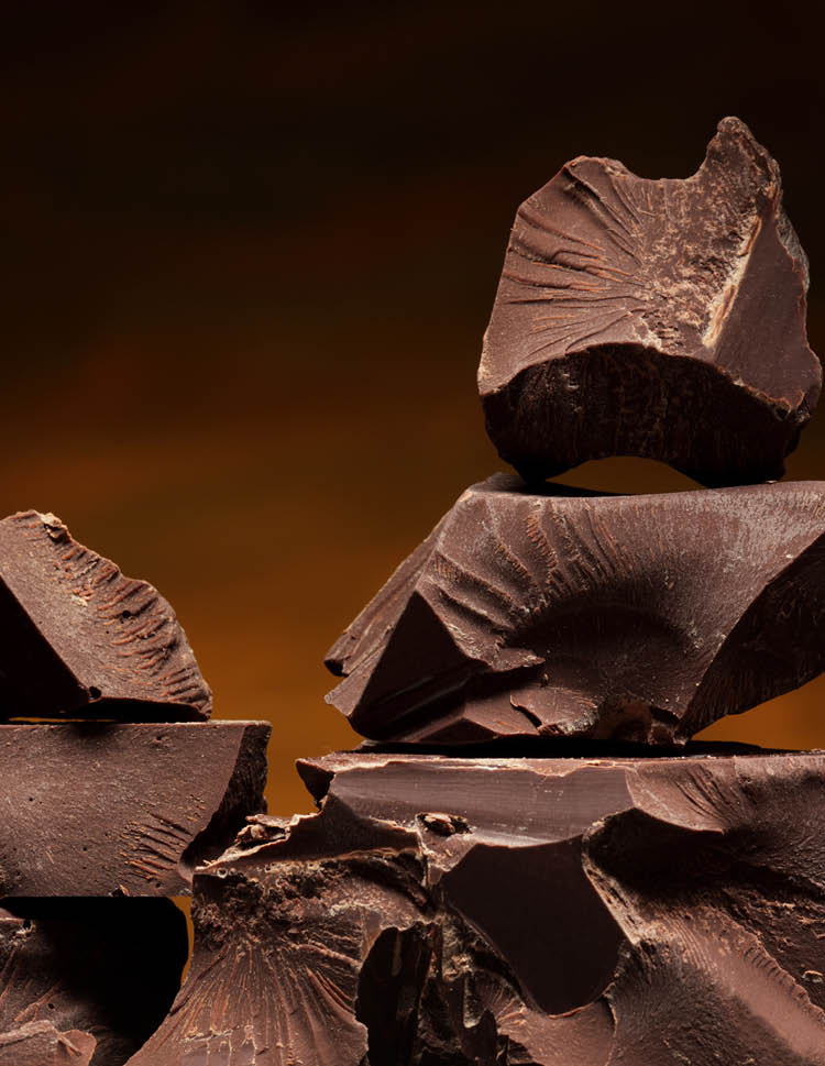 Dark chocolate   chunks isolated 