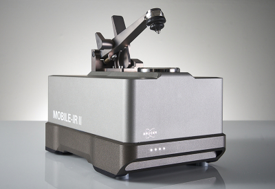 Photo of Bruker Optics’ MOBILE-IR II mobile FT-IR spectrometer