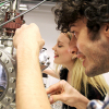 Student Elise Ramleth Østli and PhD candidate Federico Mazzola check their experiment. As part of her master’s project at NTNU, Elise Ramleth Østli spent time in Stockholm, studying the tubes used with intravenous catheters. Back at NTNU, she contacted Justin Wells at the Department of Physics, asking if he was interested in continuing studies on these types of medical materials. Photo: Per Henning/NTNU